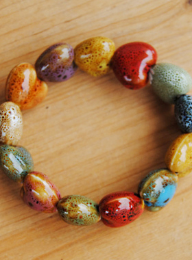 大爱心陶瓷手链五彩火山石桃心瓷珠全珠手串情侣礼品义乌饰品