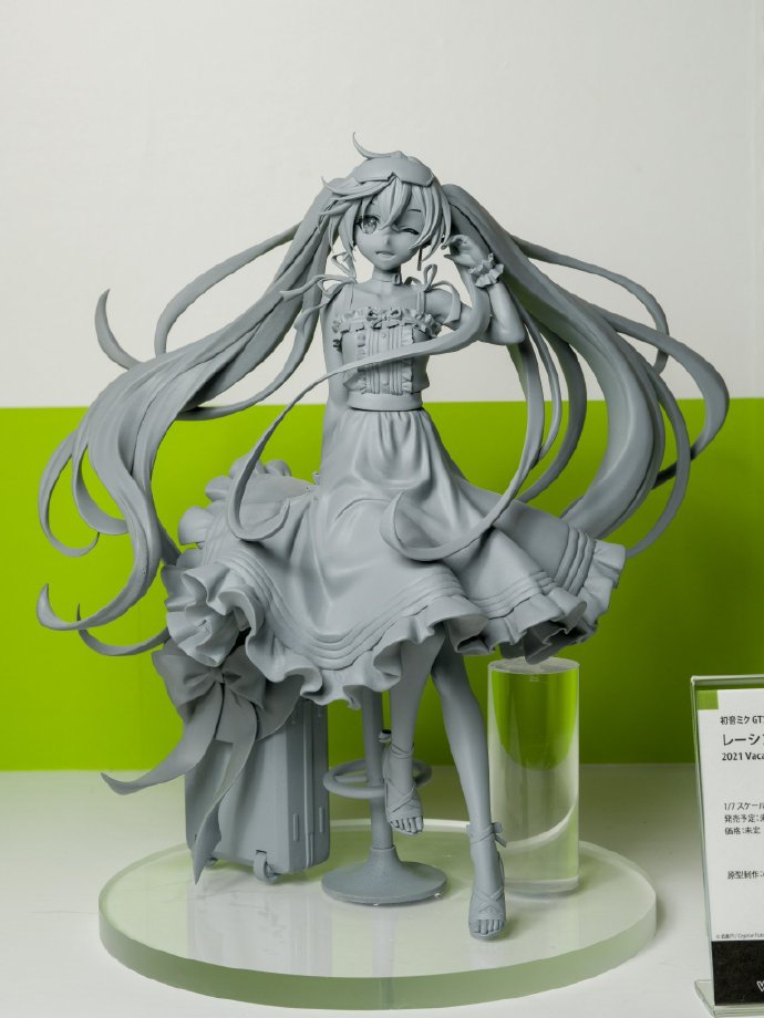 WonderfulWorks赛车初音手办
