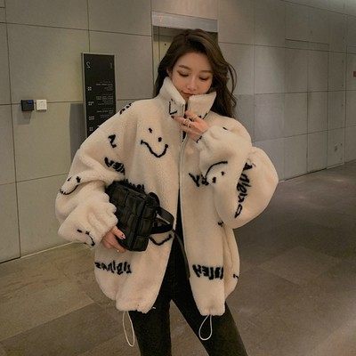 2025年秋冬新款笑脸皮毛一体宽松羊剪绒大衣女连帽短款仿皮草外套