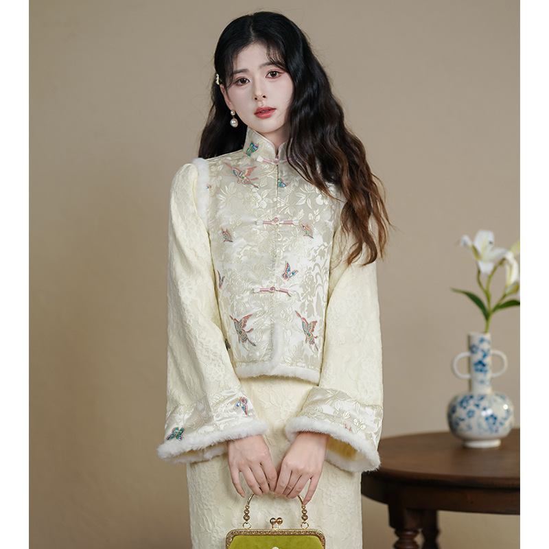 新中式旗袍2025新款冬季长袖香槟色刺绣民国大小姐加厚保暖连衣裙