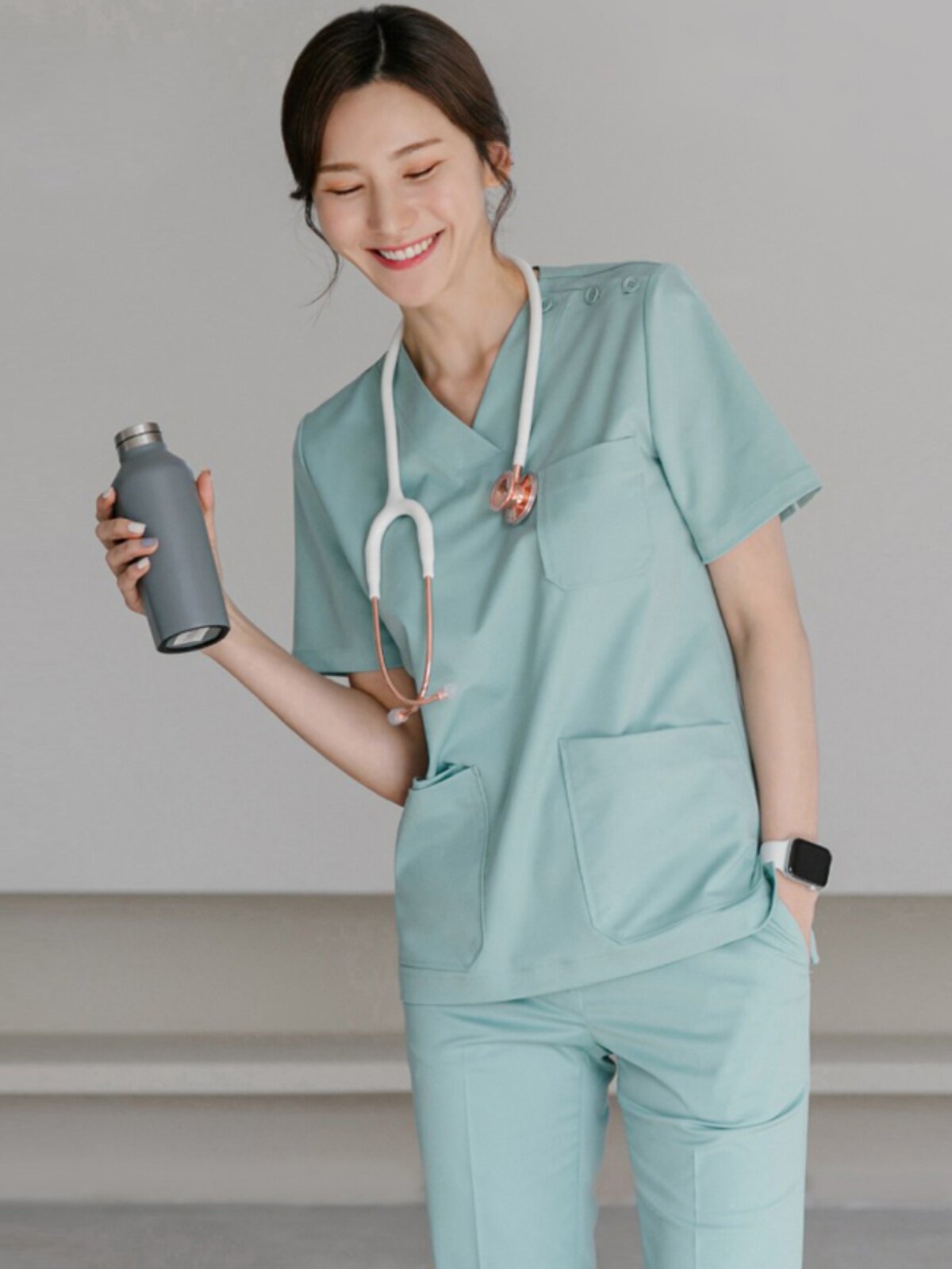 KOREAN VERSION OF 2024 LONG-SLEEVED NURSE UNIFORM SPLIT SUIT FEMALE SHORT-SLEEVED DOCTORS BRUSH HAND SUIT MENS OPERATING ROOM UNIFORM HAND WASHING CLOTHES