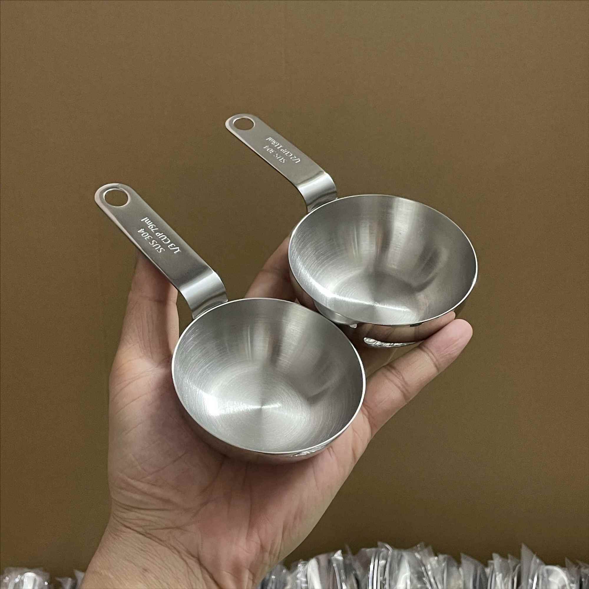 304不锈钢量勺烘焙量匙量杯毫升勺子调味勺商用厨房液体定量杯