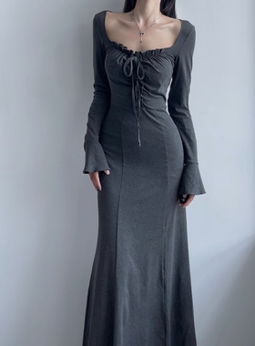 性感辣妹长袖针织连衣裙女早秋冬新款修身显瘦包臀裙鱼尾长裙