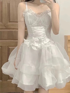 白色吊带上衣带胸垫 芭蕾风性感生日短裙 纯欲收腰公主蓬蓬裙套装