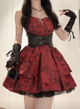 甜辣红色吊带连衣裙带胸垫性感收腰显瘦芭蕾风公主蓬蓬裙生日短裙