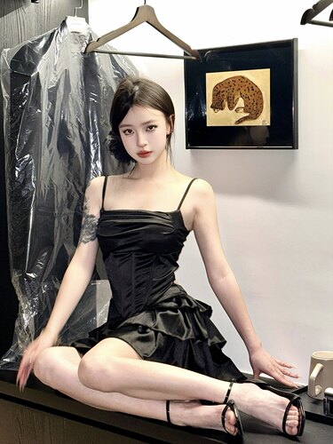 暗黑性感芭蕾公主蓬蓬裙套装收腰显瘦鱼骨束腰胸衣带胸垫生日短裙