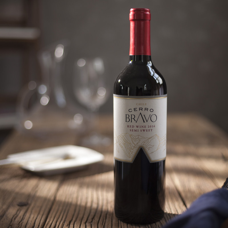 智利进口中央山谷产区山丘半甜红葡萄酒赤霞珠西拉婚庆酒礼品酒