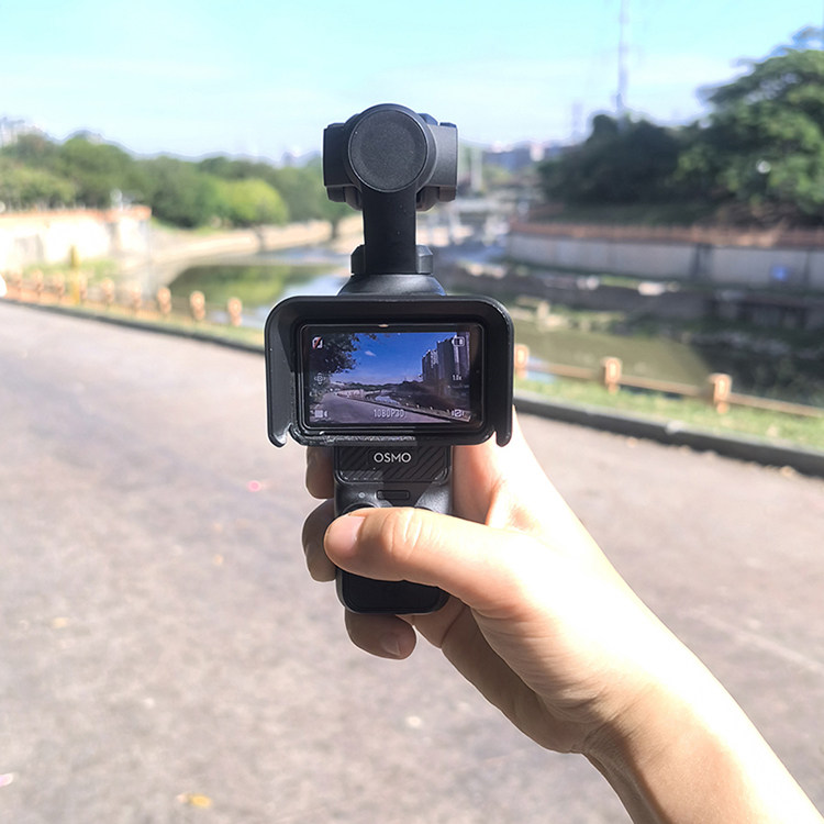 适用DJI大疆Pocket 3遮光罩显示器屏幕保护防眩光挡光遮阳板配件