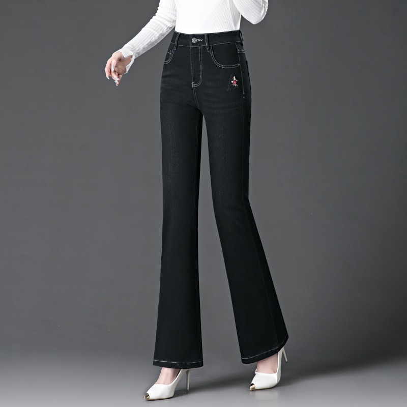 啄木鸟复古刺绣微喇牛仔裤女高腰弹力春秋中年妈妈直筒喇叭裤子