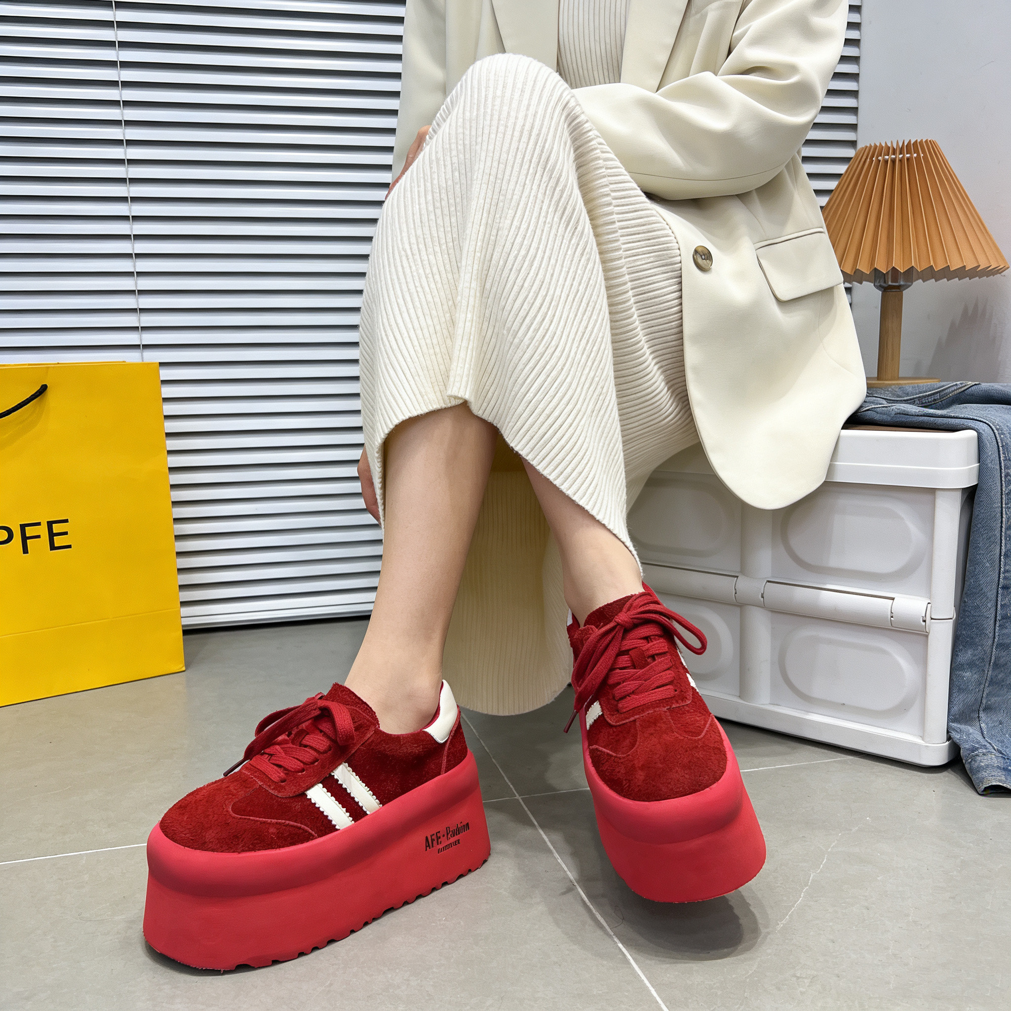 真皮欧货磨砂皮系带厚底松糕超高跟小个子10cm增高休闲鞋板鞋女鞋,女鞋,时装靴,淘宝优惠券,粉丝福利购,淘宝优惠卷