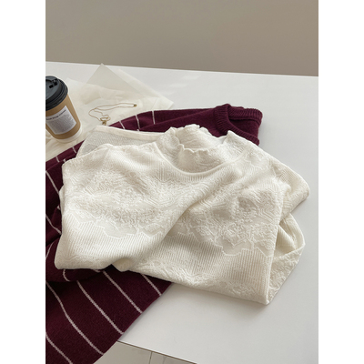 温柔系~蕾丝花边领打底衫