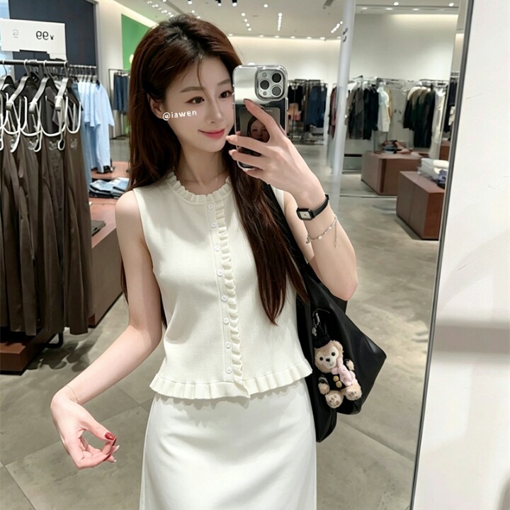 休闲气质时尚叠层装饰软质无袖上衣背心女外修身正肩上衣