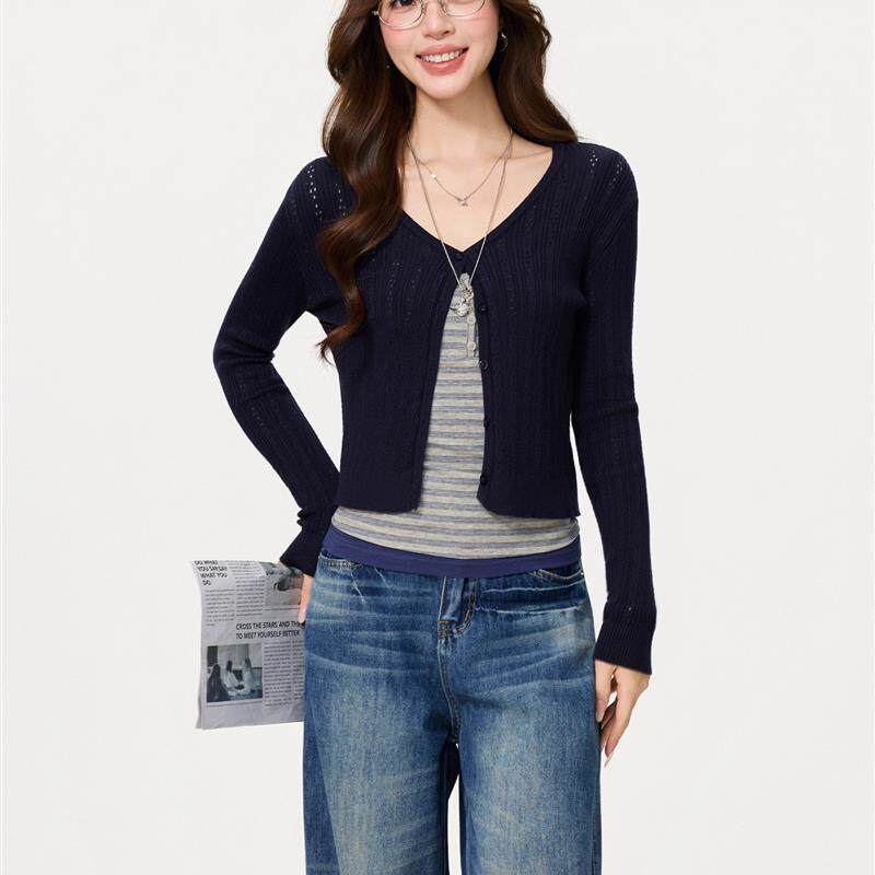 藏蓝色镂空长袖针织开衫叠穿吊带背心设计感蕾丝屁帘长裤套装女春