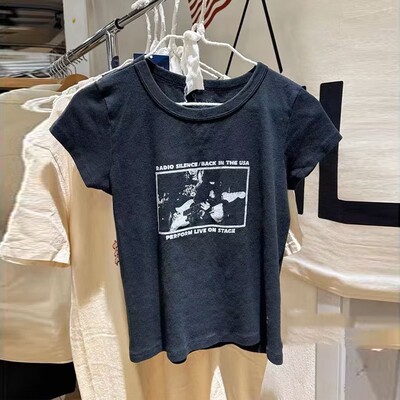 黑色吉他图案短袖T恤女