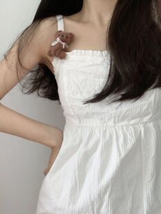 Brandy bm白色茶歇法式收腰显瘦吊带连衣裙别致初恋裙2023女新款