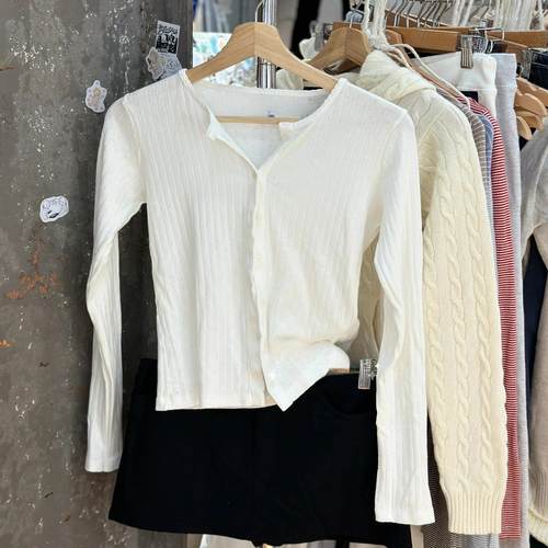 BrandyBM新款镂空长袖针织衫