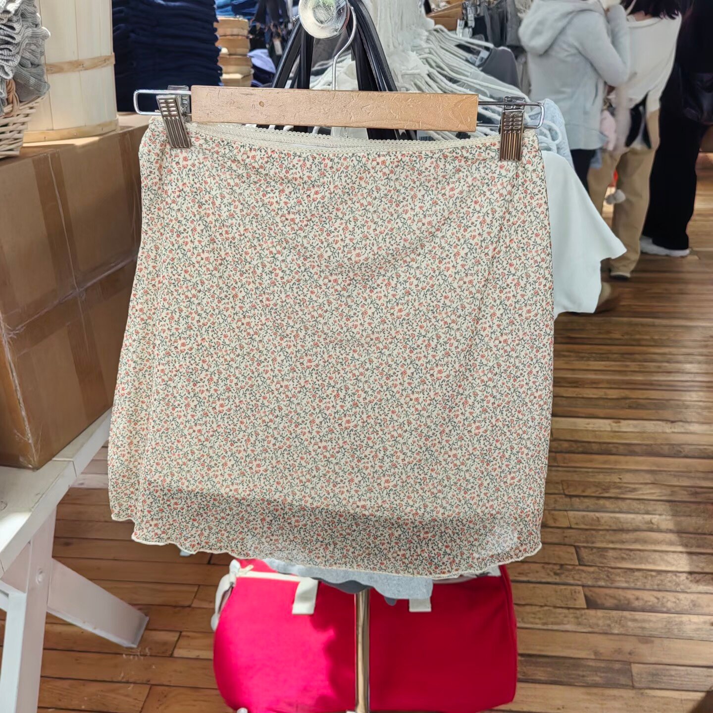 Brandy bm甜美小碎花半身裙女夏修身显瘦米色短裙夏日裙子图片