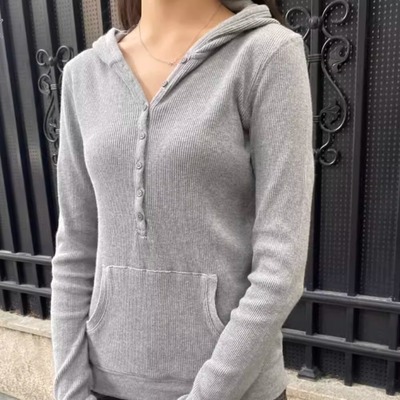 Brandy bm休闲连帽华夫格纽扣长袖针织衫女修身百搭套头毛衣灰色