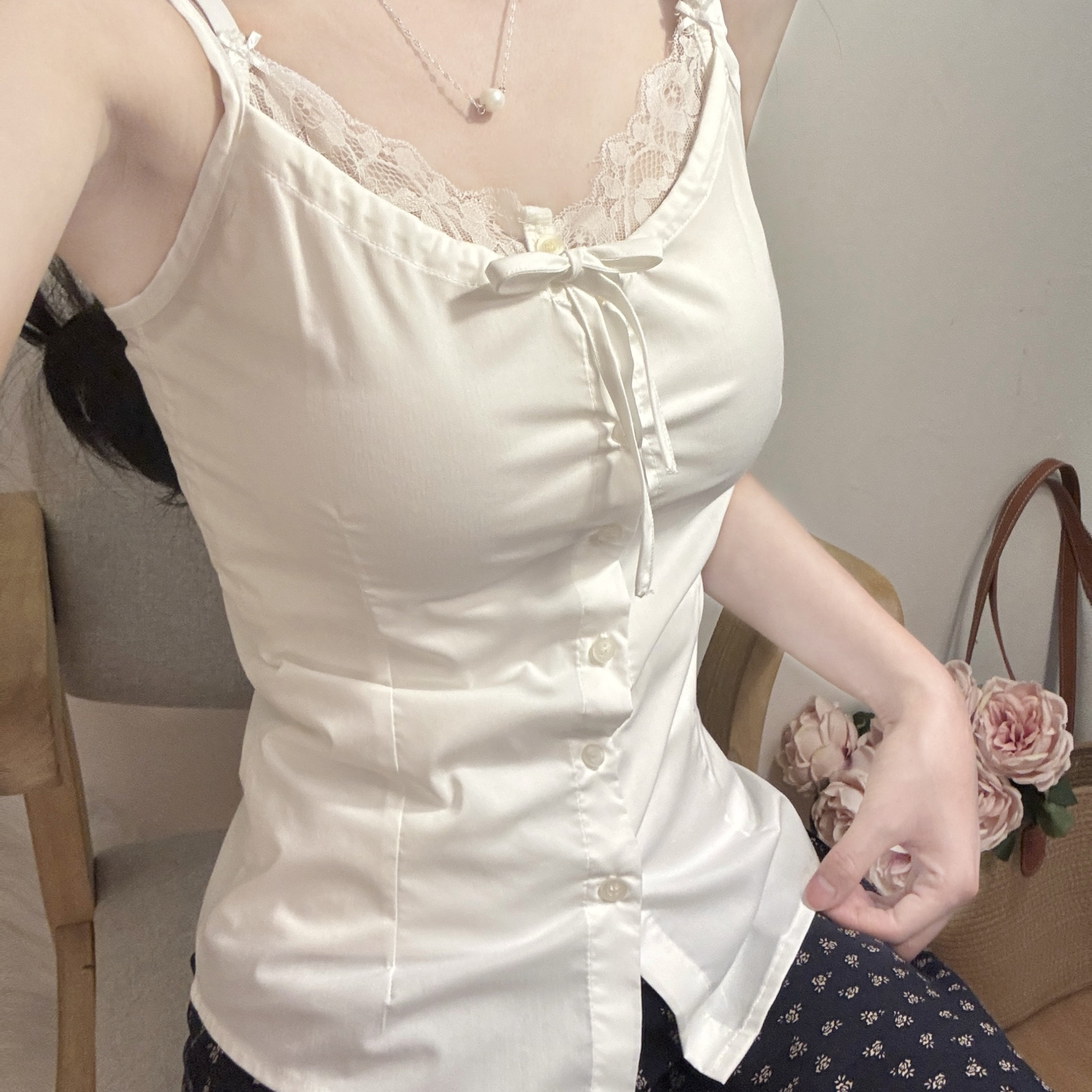 Brandy bm 美式辣妹风白色系带排扣外穿吊带背心女修身内搭上衣,女装/女士精品,背心吊带,淘宝优惠券,粉丝福利购,淘宝优惠卷