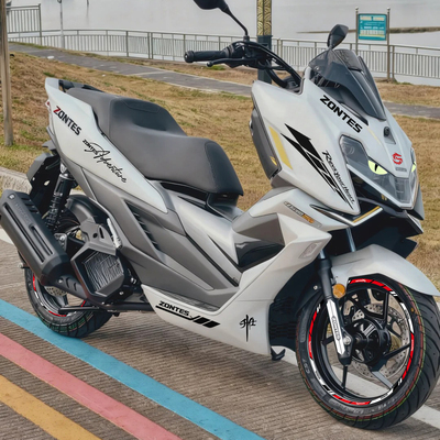 适用升仕150X车头拉花夜光眼睛贴