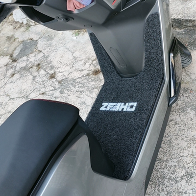 春风极核AE4SE电动车丝圈脚垫