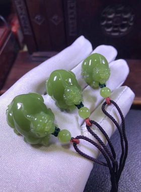 和田玉东北籽料透闪石玉析木黄绿河磨玉吉祥三宝貔貅挂坠吊坠正品