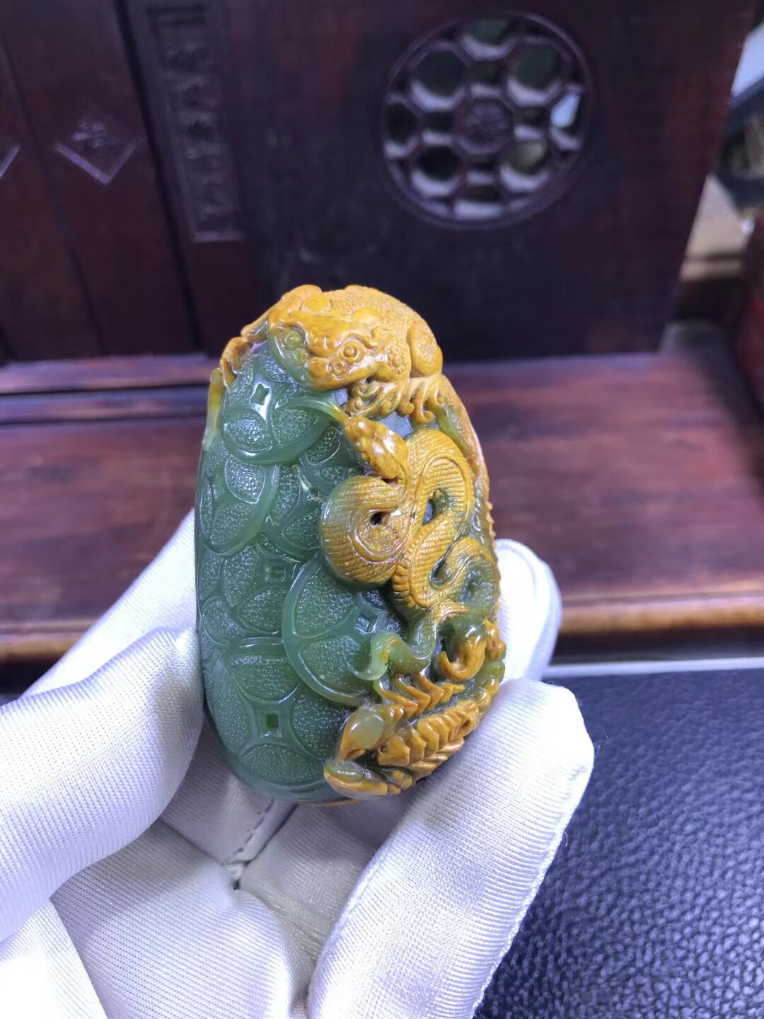 析木绿河磨玉五毒聚财手把件吊坠挂坠重127克自家工厂制作可定制