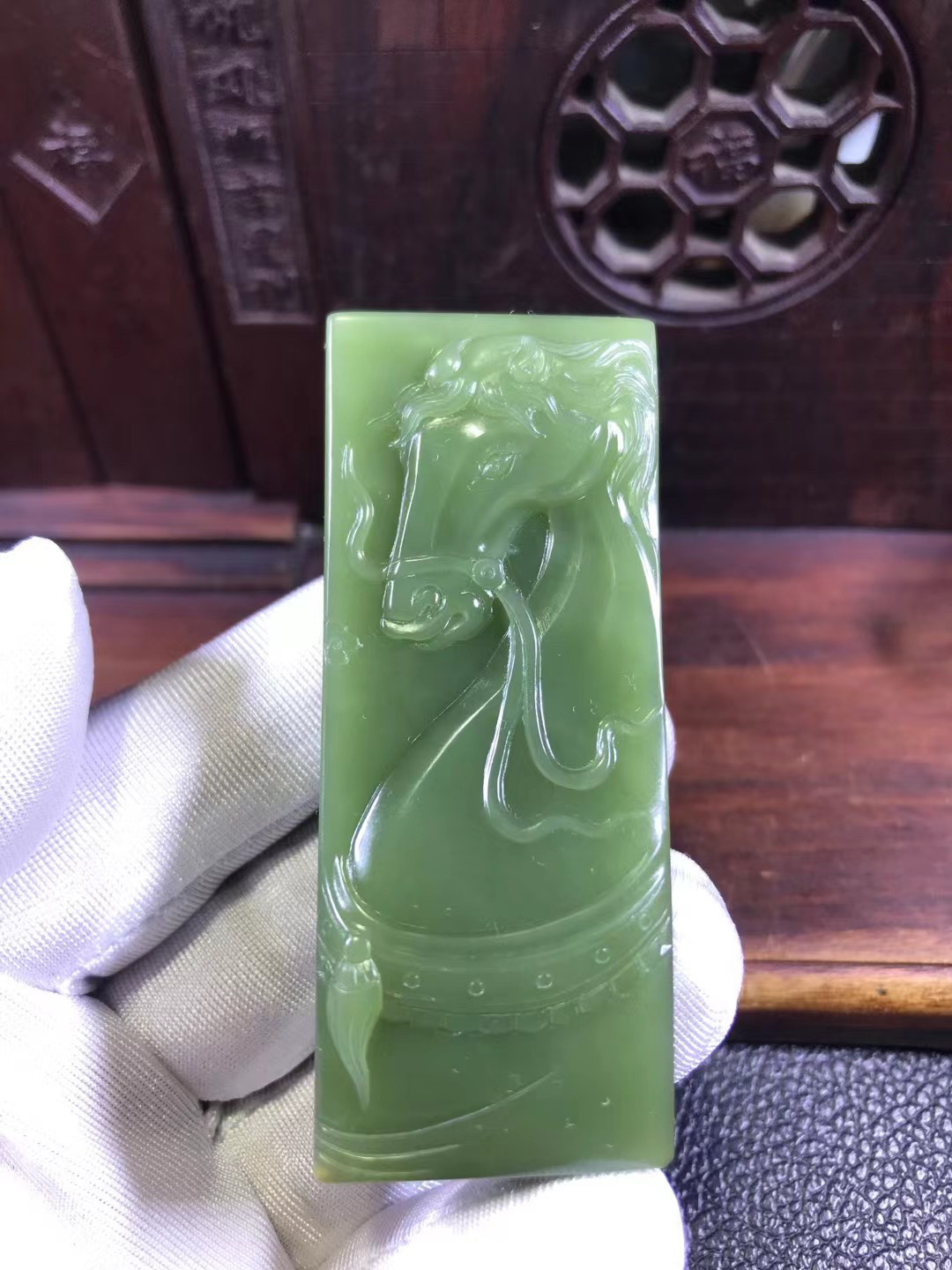岫玉析木绿河磨玉武财神关公吊坠男士东北籽料和田玉挂坠重68克！