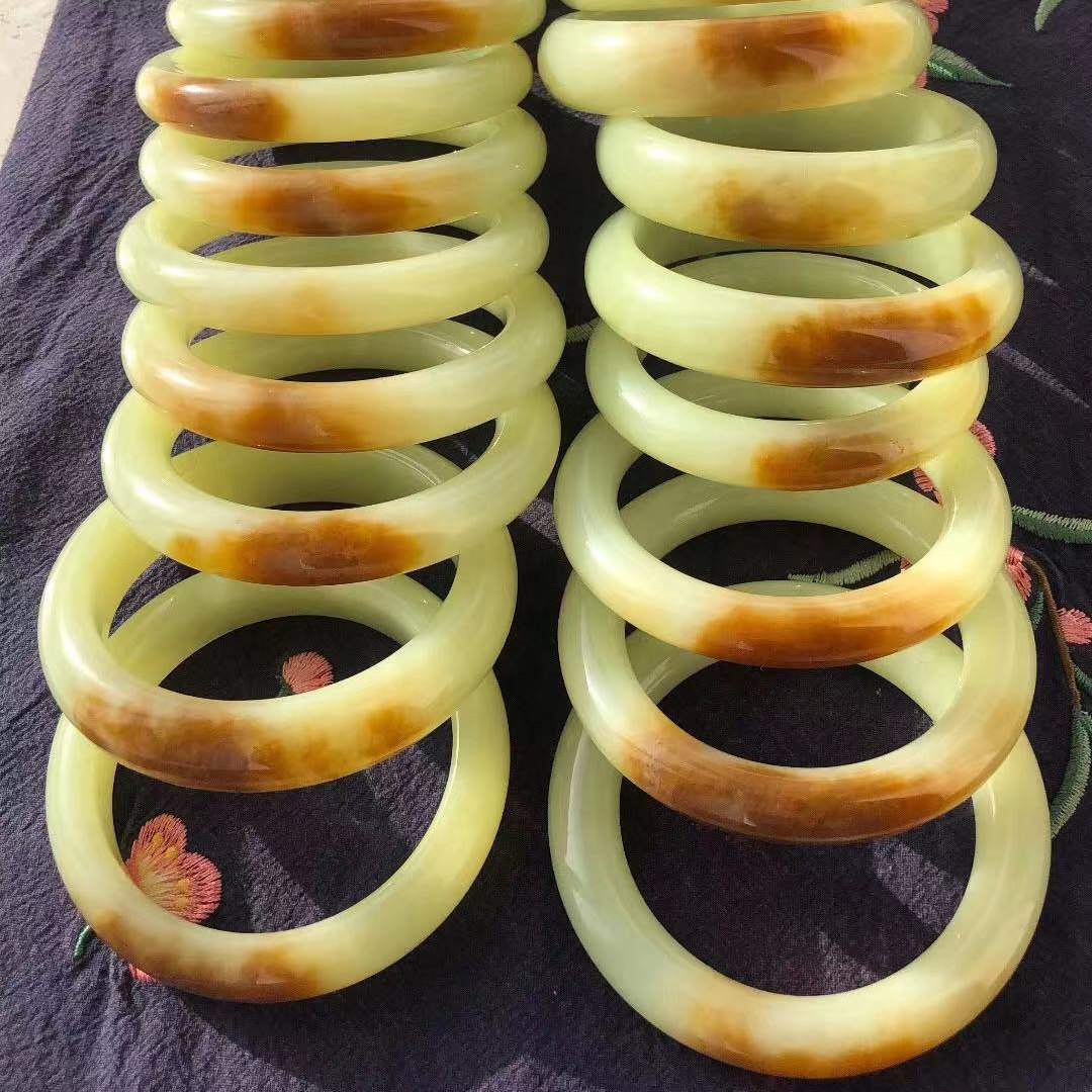 岫岩玉黄白老玉岫玉手镯宽版细条河磨玉和田玉镯子52口到65口径全