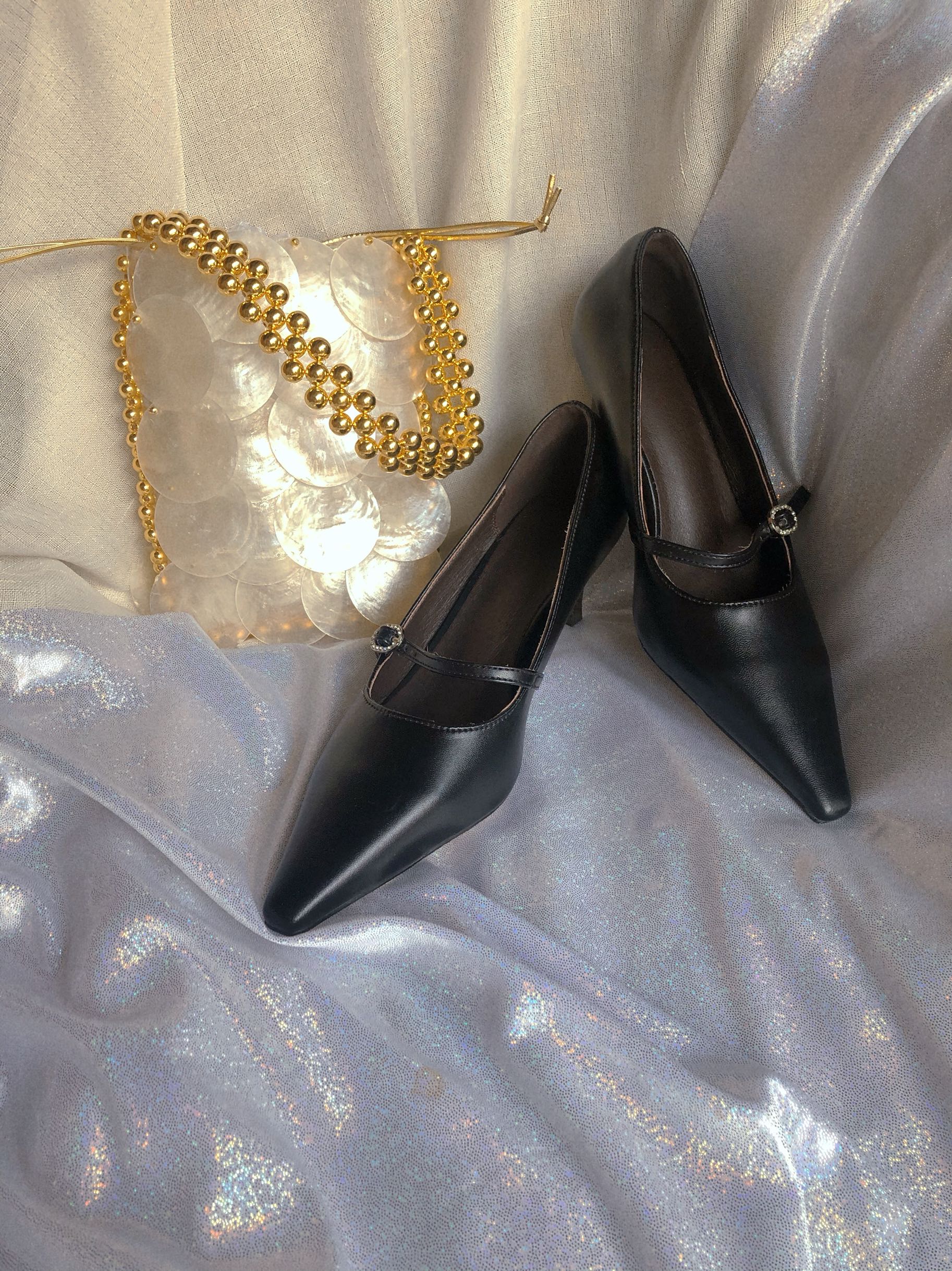 鱼没放黑色港风法式港风尖头复古