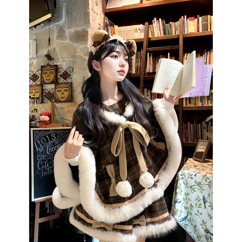 小个子圣诞新年战袍甜美高级感斗篷呢子大衣半身裙两件套装女秋冬
