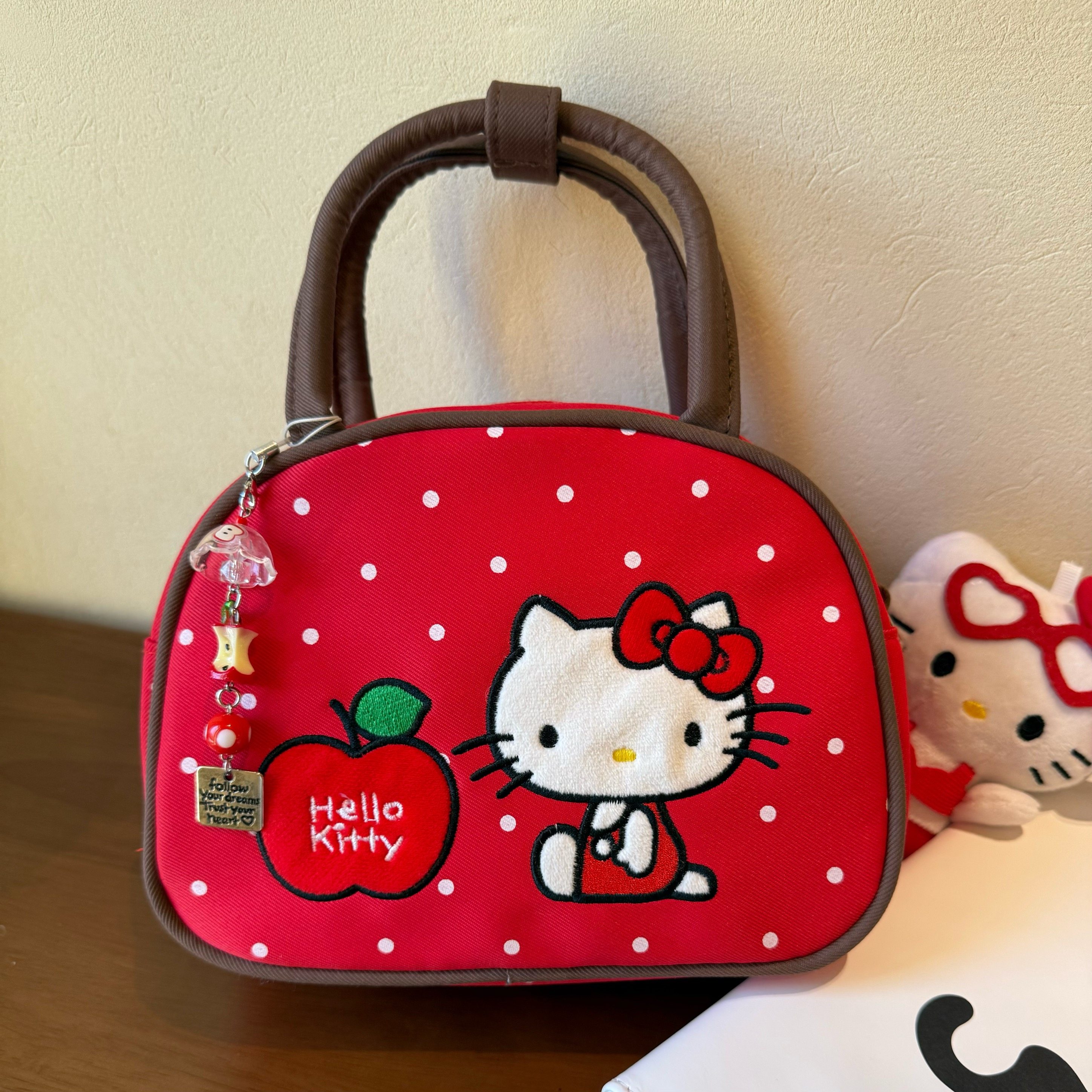 新款可爱猫波点波士顿包红苹果刺绣手提单肩生活日用便携收纳包,箱包皮具/热销女包/男包,手拿包,淘宝优惠券,粉丝福利购,淘宝优惠卷