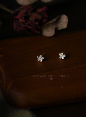 花宿studio甜心～小巧精致猫眼石五花瓣925银针耳钉气质甜美百搭