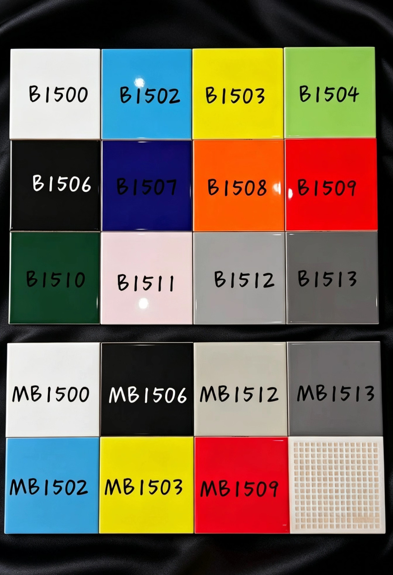 北欧简约现代卫生间厨房墙砖纯色小白砖150X150釉面砖餐厅瓷砖