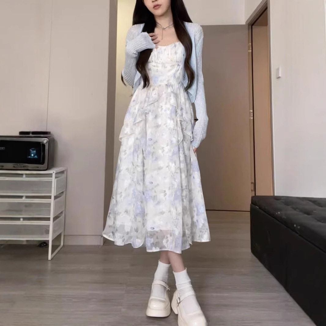小清新法式打揽吊带连衣裙热卖新款荷叶边设计感短裙仙气飘飘仙女