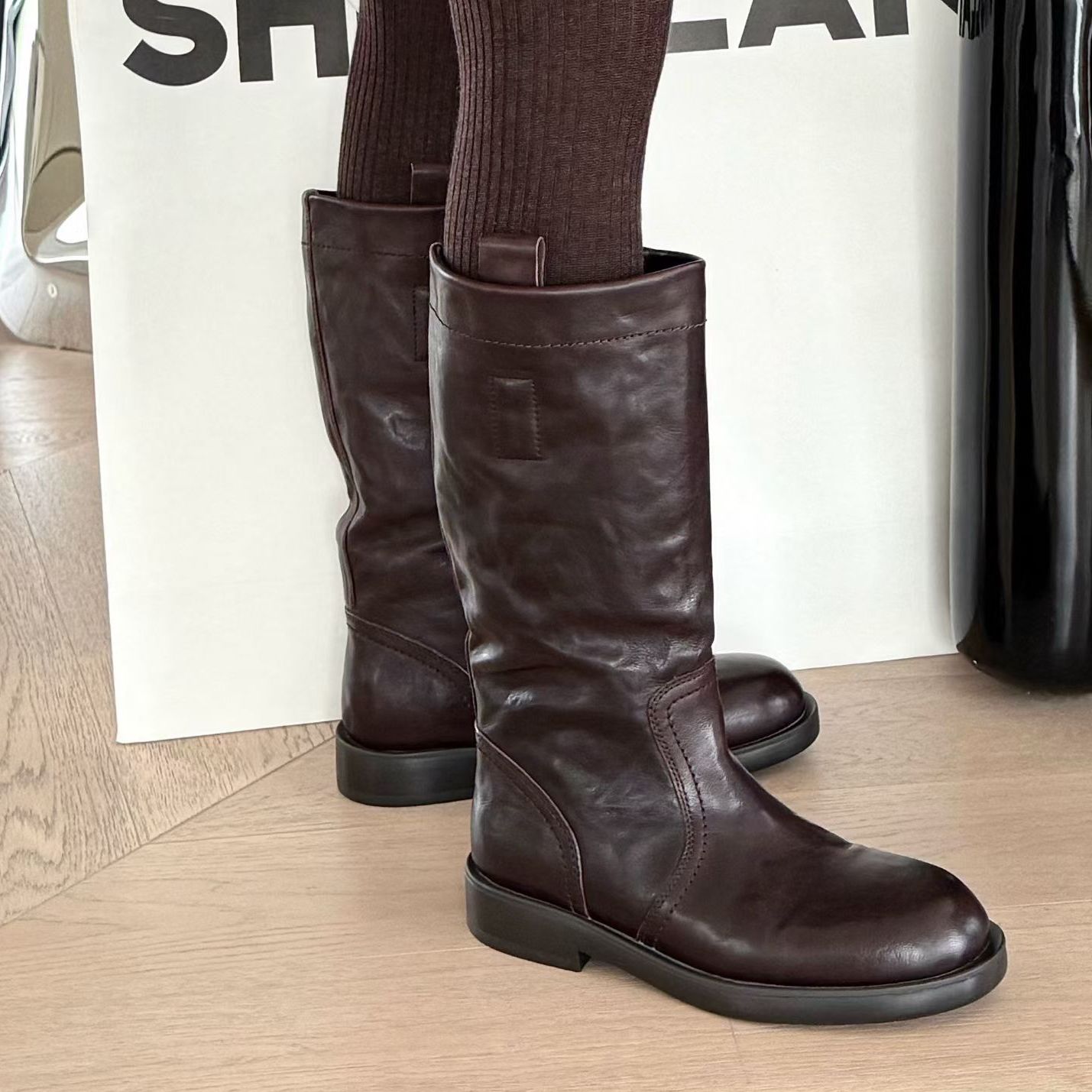 诗歌兰女鞋2025秋季新款中筒靴