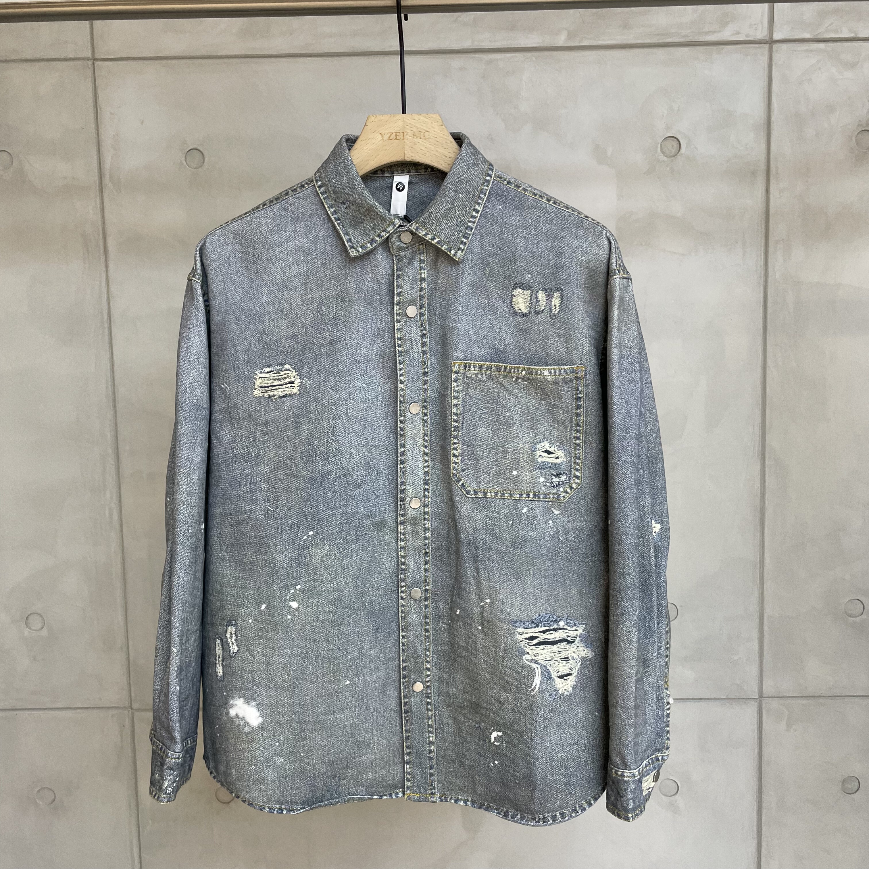 2026春季新款潮酷百搭磨破印花翻领上衣宽松长袖牛仔衬衫男装,男装,牛仔外套,淘宝优惠券,粉丝福利购,淘宝优惠卷