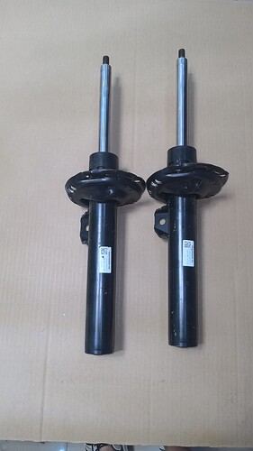大众进口前面减震器机芯适用于MeB平台。