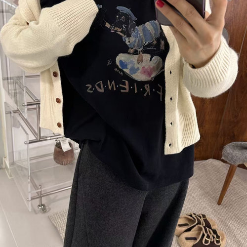 one特价处理不退换25999外磨毛藏青色长袖打底衫T恤卡通印花上衣