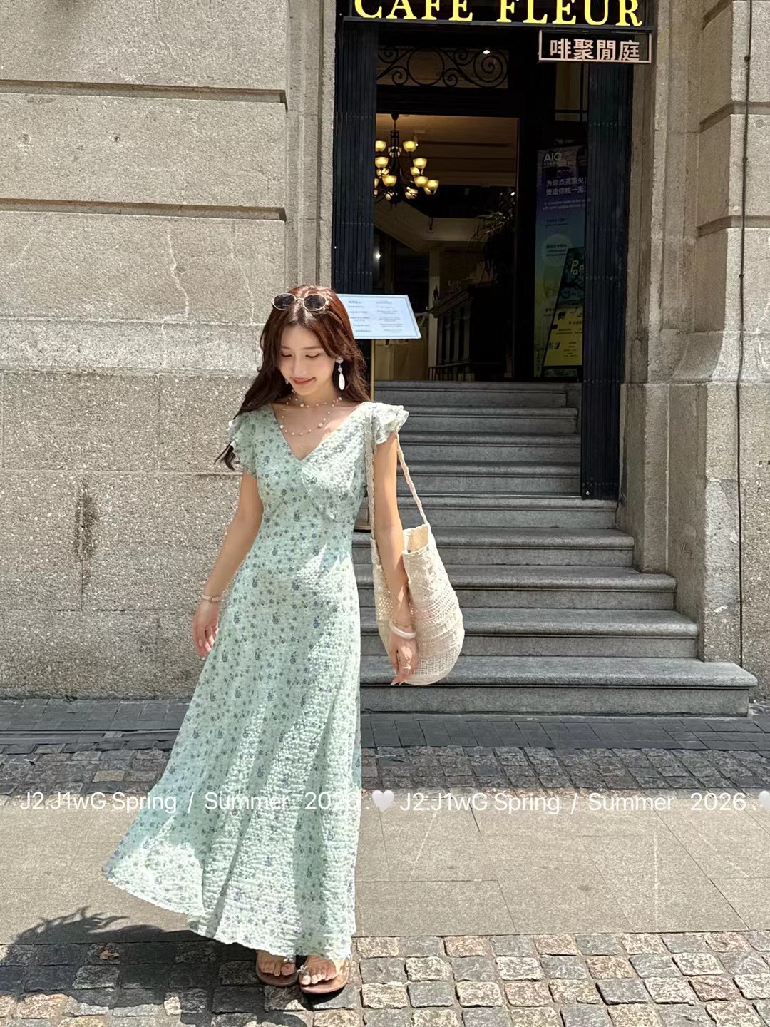 法式时尚气质名媛风V领收腰显瘦碎花连衣裙女2026夏季新款长裙子