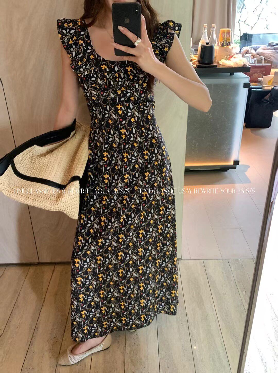 法式复古V领前后两穿荷叶边碎花连衣裙女夏新款气质收腰显瘦长裙