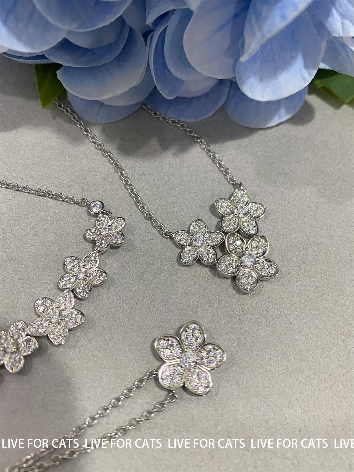 小野花项链纯银镀18K金满钻单花朵繁花锁骨链甜美,饰品/流行首饰/时尚饰品新,项链,淘宝优惠券,粉丝福利购,淘宝优惠卷