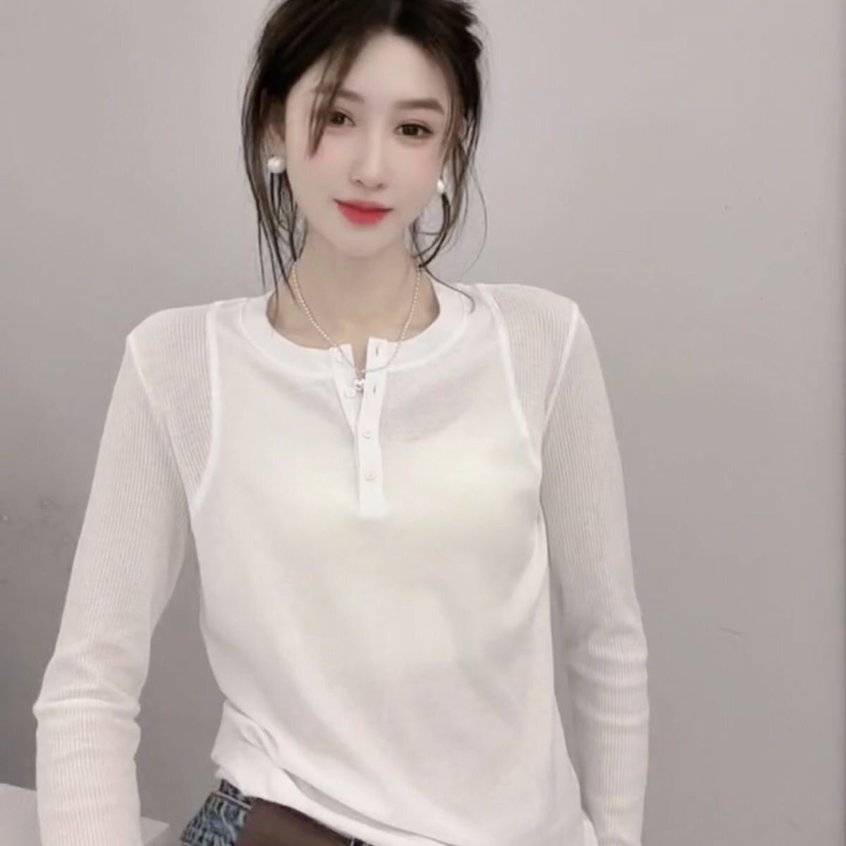 欧洲站2026春季新款纯色拼接纽扣t恤女时尚洋气百搭长袖套头上衣