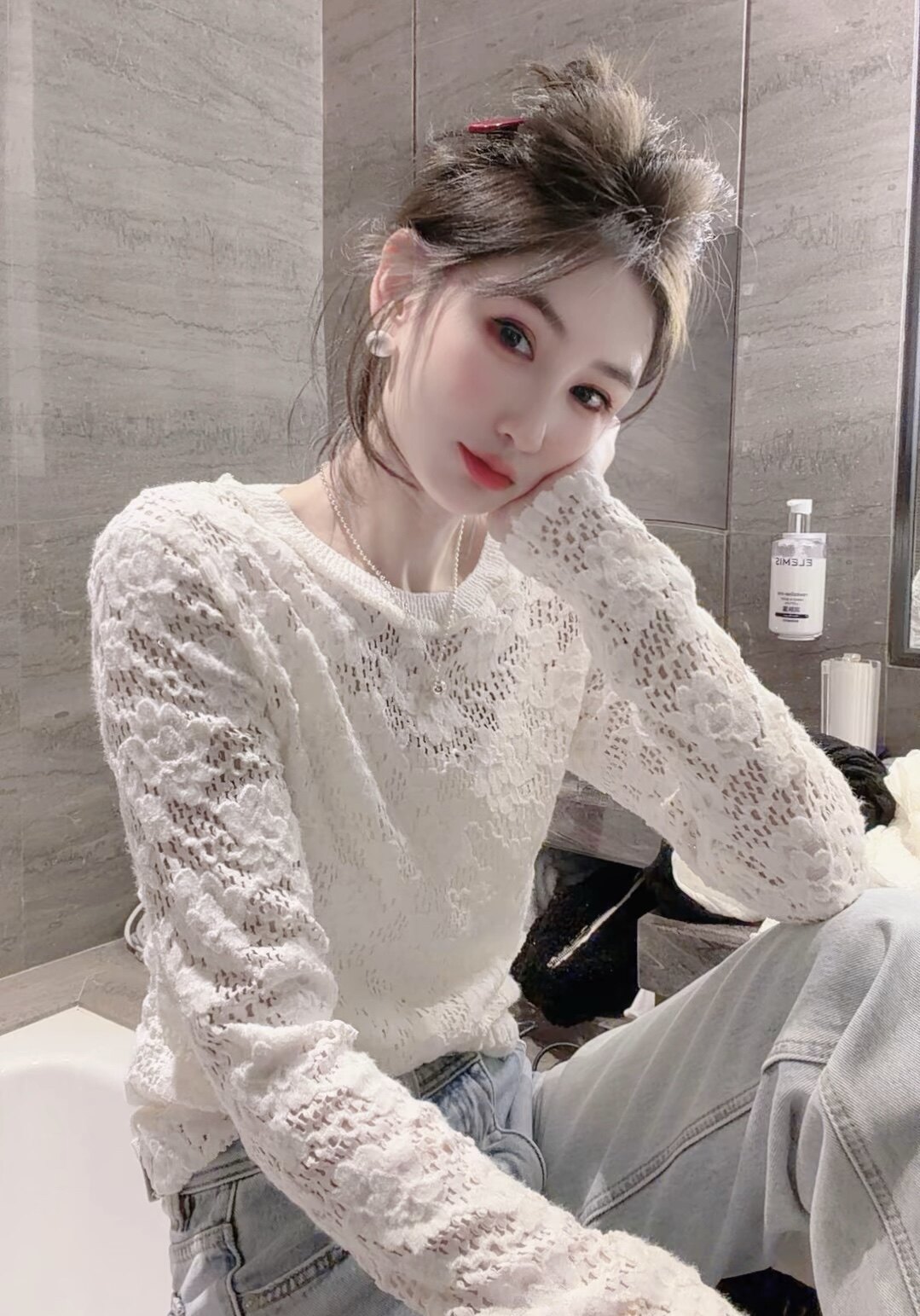 欧洲站2025冬季新款纯色提花蕾丝衫女时尚洋气百搭长袖套头上衣潮