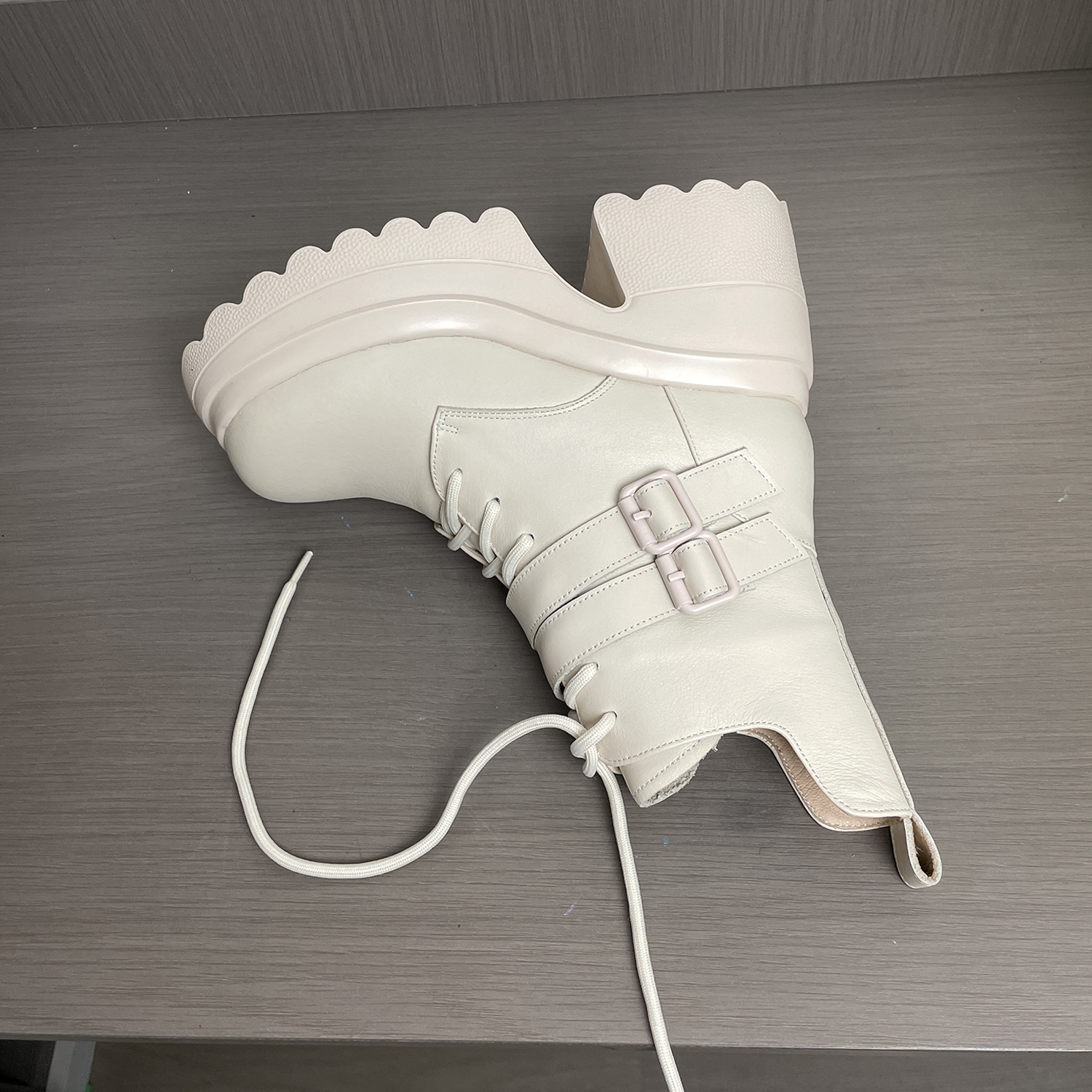 10cm增高厚底靴女秋冬新款