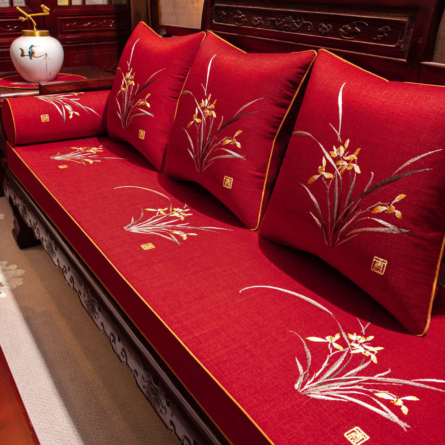 新中式红木沙发垫坐垫实木沙发坐垫四季通用椰棕防滑坐垫套罩定制