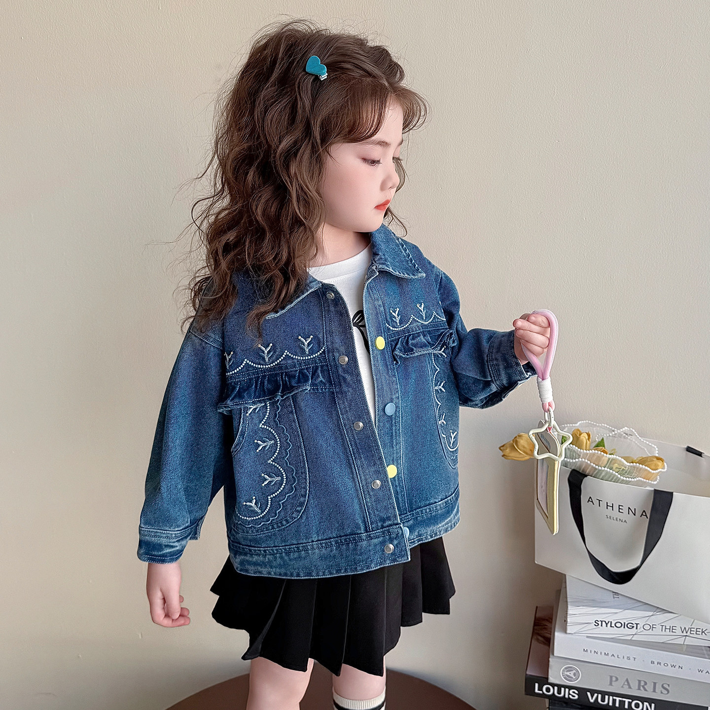 女童牛仔外套春秋款2026新款韩版洋气儿童衬衫夹克女孩春季衣服潮