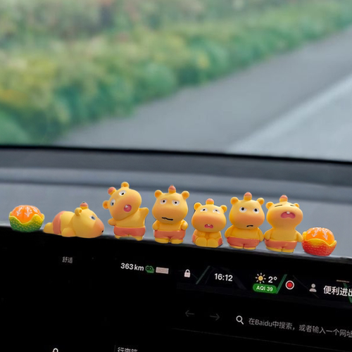 新款水豚嘟嘟汽车摆件