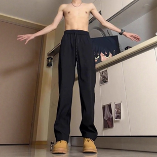 2026男士黑色冲锋工装裤高腰直筒修身美式高街vibe风休闲运动长裤