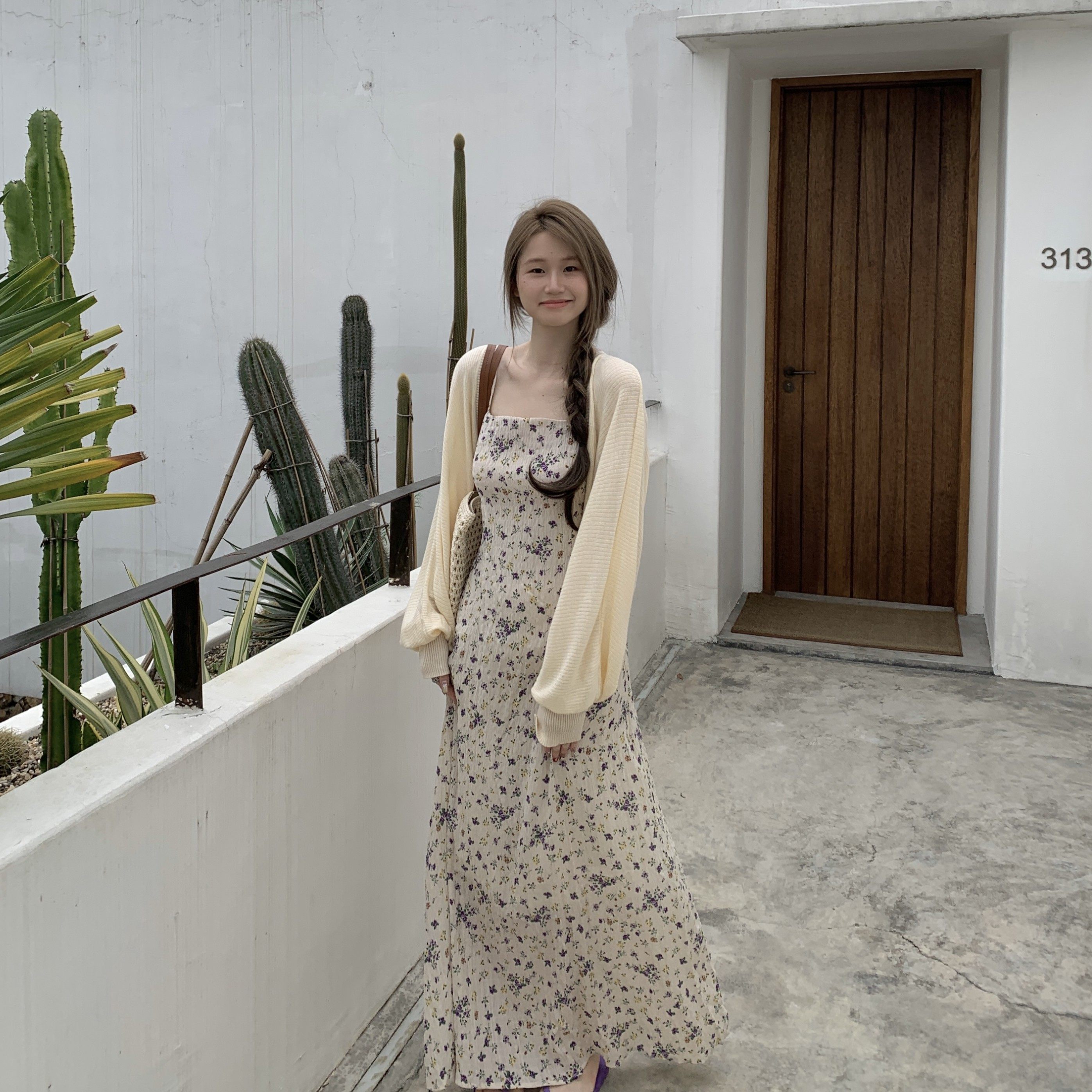 大码气质淑女风显瘦碎花吊带连衣裙女胖mm显白甜美小清新A字长裙